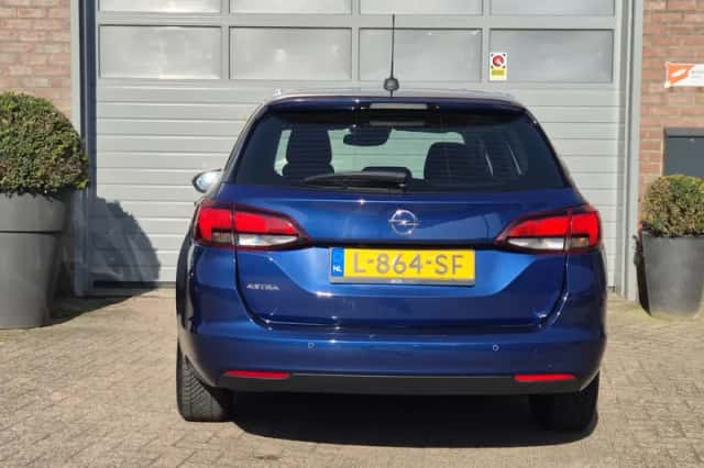 Opel Astra (2021) thumbnail 6