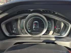 Volvo V40 (2015) thumbnail 35