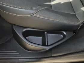 Volvo V40 (2015) thumbnail 41