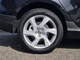 Volvo V40 (2015) thumbnail 45