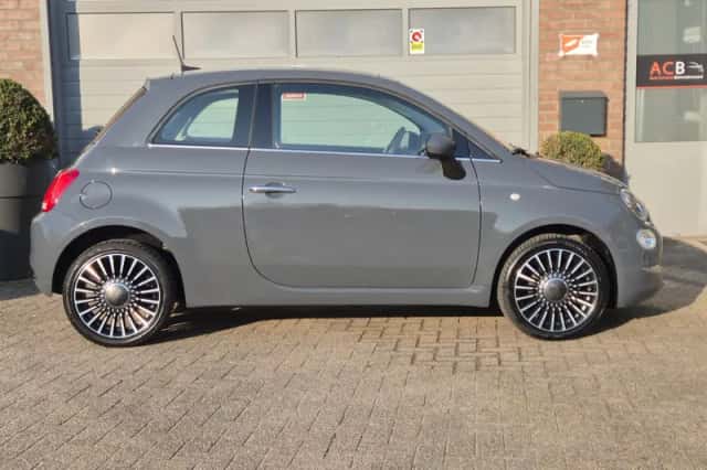 Fiat 500 (2018) thumbnail 2