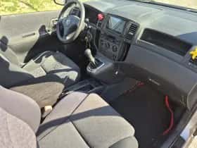 Toyota Corolla (2003) thumbnail 7