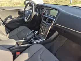 Volvo V40 thumbnail 26