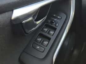 Volvo V40 thumbnail 29
