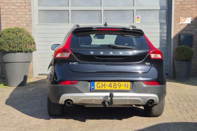 Volvo V40 (2015) thumbnail 5