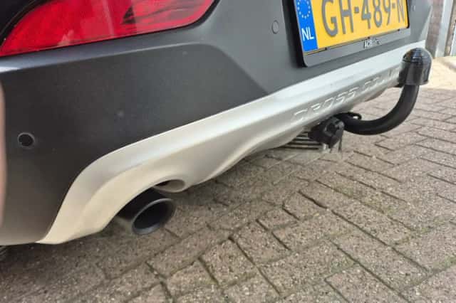 Volvo V40 (2015) thumbnail 6