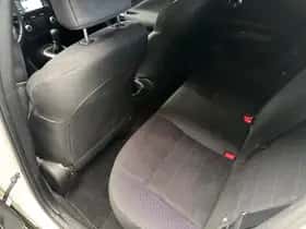 Nissan Juke (2017) thumbnail 24