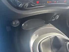 Nissan Juke (2017) thumbnail 32