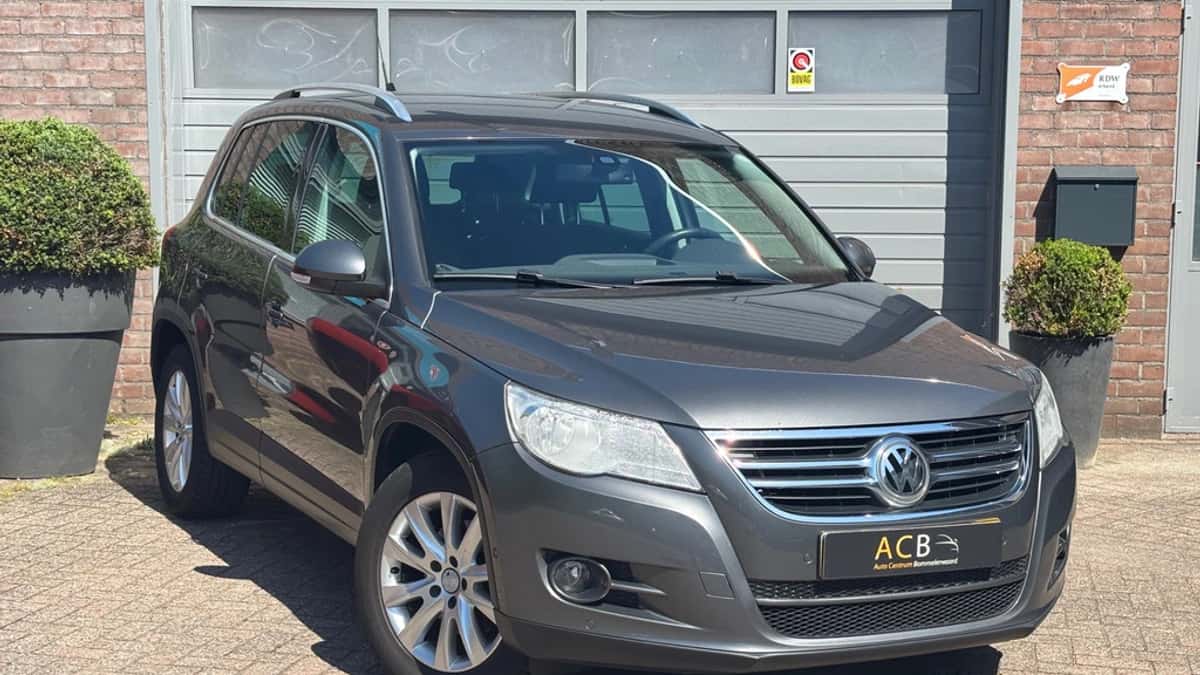 Volkswagen Tiguan (2011) — foto 1