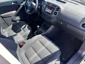 Volkswagen Tiguan (2011) thumbnail 13