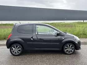 Renault Twingo (2011) thumbnail 2