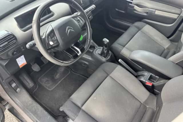 Citroën C4 (2015) thumbnail 5