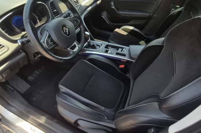 Renault Mégane (2017) thumbnail 5