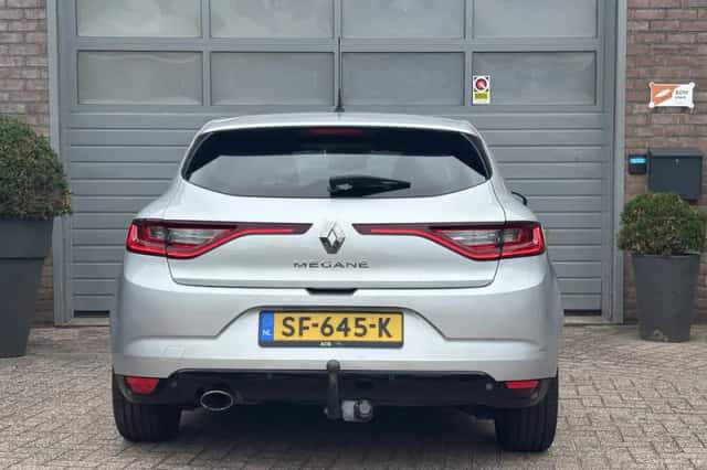 Renault Mégane (2017) thumbnail 6