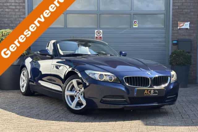 BMW Z4 (2011) thumbnail 1