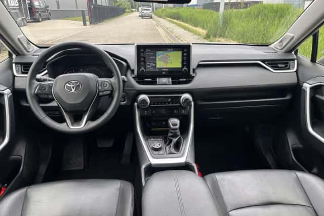 Toyota RAV4 (2019) thumbnail 4