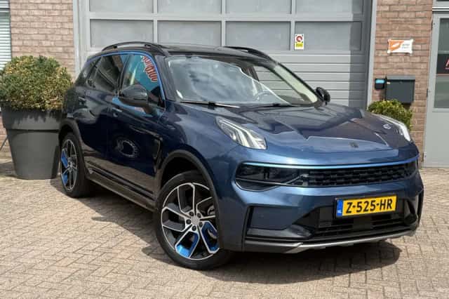 Lynk & Co 01 (2021) thumbnail 1