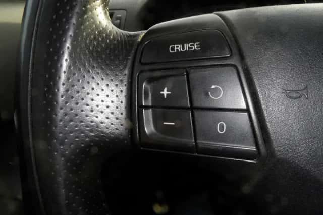 Volvo C30 (2011) thumbnail 6