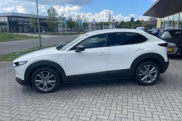 Mazda CX-30 (2022) thumbnail 2