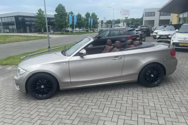 BMW 1-Serie (2012) thumbnail 2