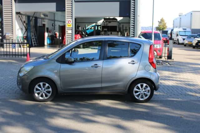 Opel Agila (2014) thumbnail 2