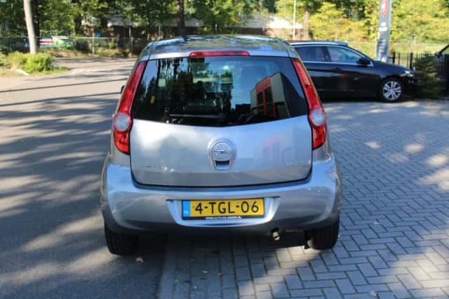 Opel Agila (2014) thumbnail 4