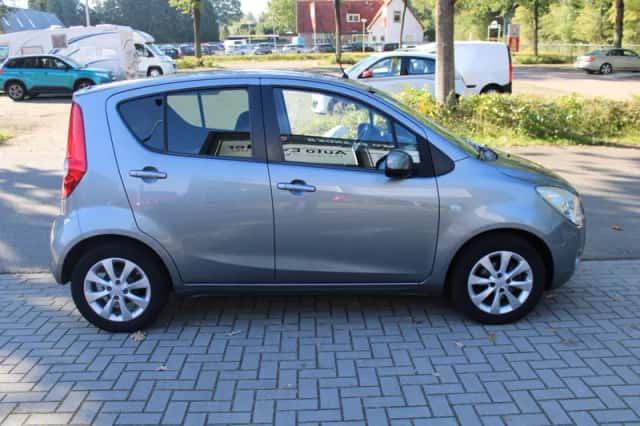 Opel Agila (2014) thumbnail 5