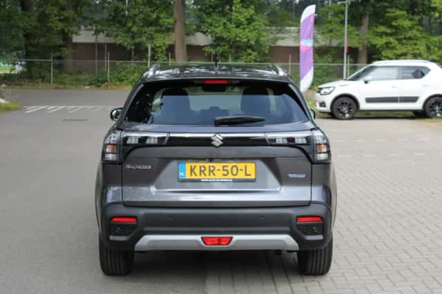 Suzuki S-Cross (2026) thumbnail 5