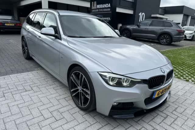 BMW 3-Serie (2019) thumbnail 1