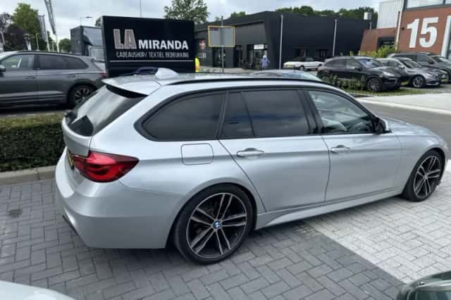 BMW 3-Serie (2019) thumbnail 3