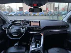 Peugeot 3008 (2017) thumbnail 15