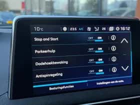 Peugeot 3008 (2017) thumbnail 31