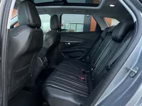 Peugeot 3008 (2017) thumbnail 5