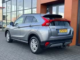Mitsubishi Eclipse Cross (2018) thumbnail 3