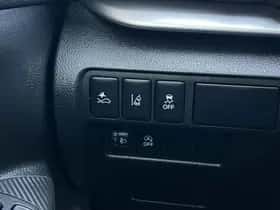 Mitsubishi Eclipse Cross (2018) thumbnail 31