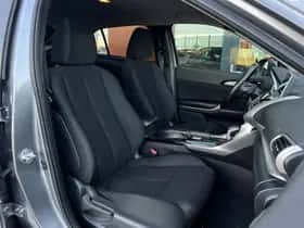 Mitsubishi Eclipse Cross (2018) thumbnail 10