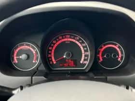 Kia Ceed (2010) thumbnail 12