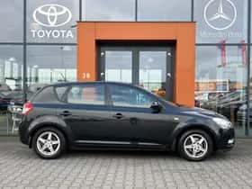 Kia Ceed (2010) thumbnail 7