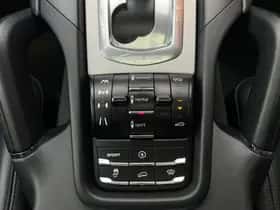 Porsche Cayenne (2012) thumbnail 15