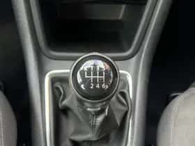 Volkswagen Sharan (2014) thumbnail 15