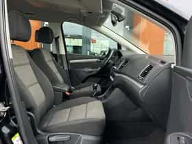 Volkswagen Sharan (2014) thumbnail 10