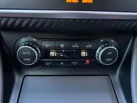 Mercedes-Benz A-Klasse (2015) thumbnail 17