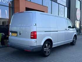 Volkswagen Transporter (2019) thumbnail 9