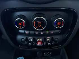 MINI Clubman (2016) thumbnail 14
