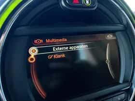 MINI Clubman (2016) thumbnail 25