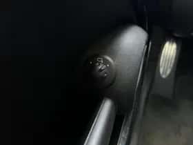 MINI Mini (2011) thumbnail 24