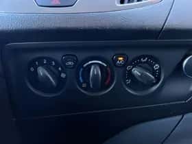 Ford Transit Custom (2015) thumbnail 25