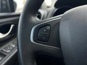 Renault Clio thumbnail 18