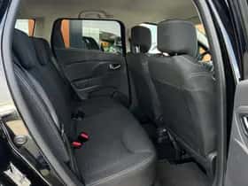 Renault Clio thumbnail 26