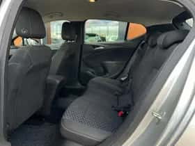 Opel Astra (2019) thumbnail 5